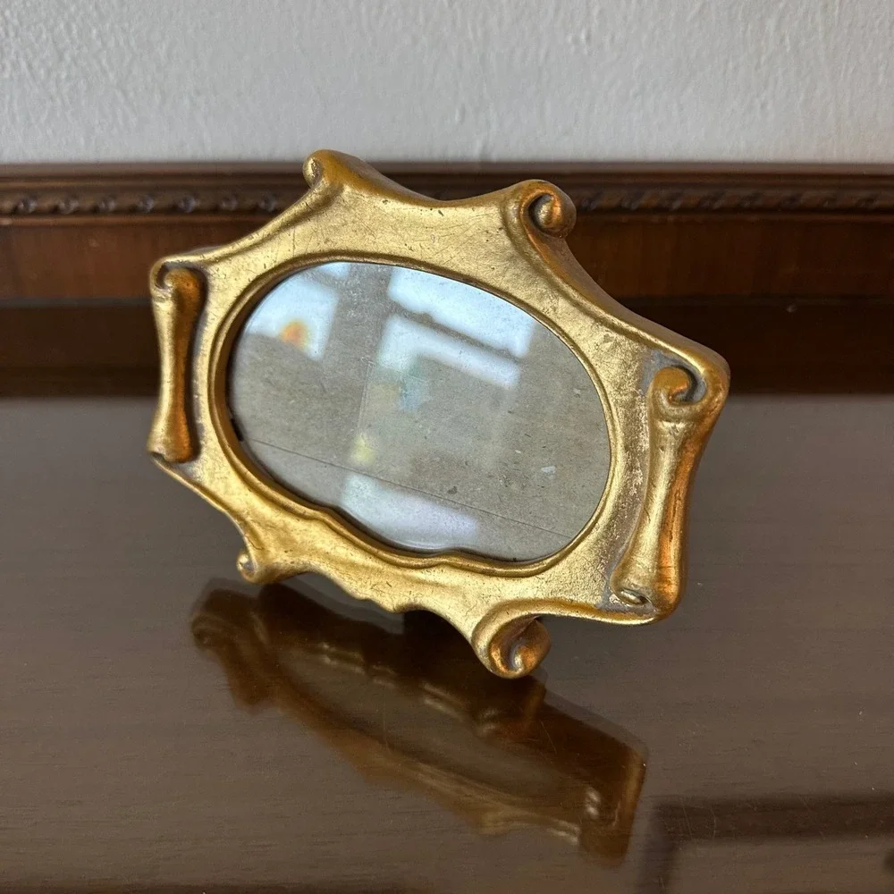 Vtg Italian Florentine Gold Ornate Photo Frame Small Oval Baroque Tabletop Decor